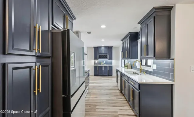 $699,999 | 1190 Yacht Club Boulevard, Indian Harbour Beach, FL 32937