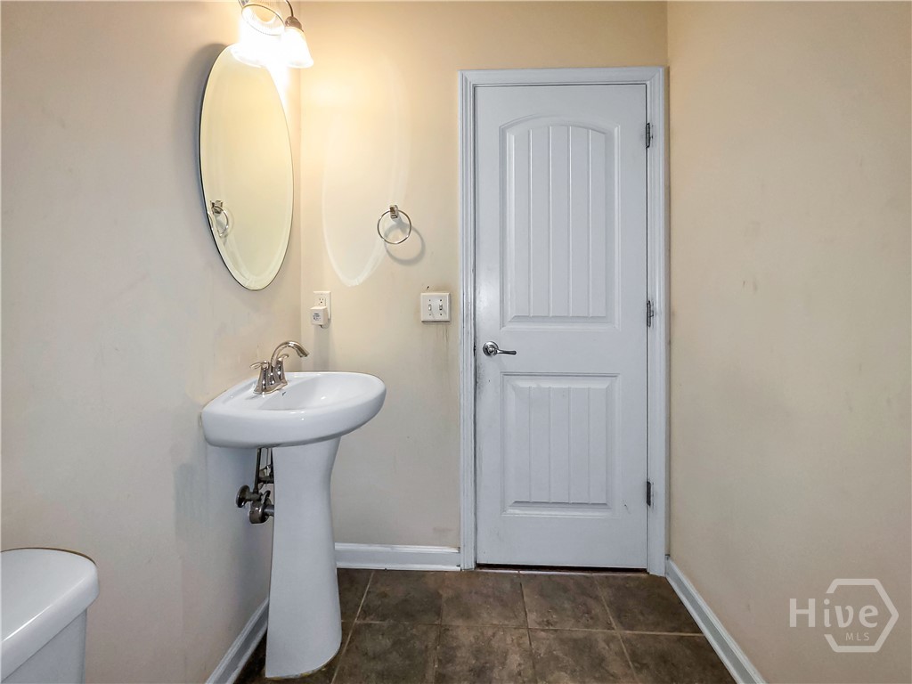 4 Melody Drive Pooler, GA 31322 - Photo 13 of 52 Powder Room View
