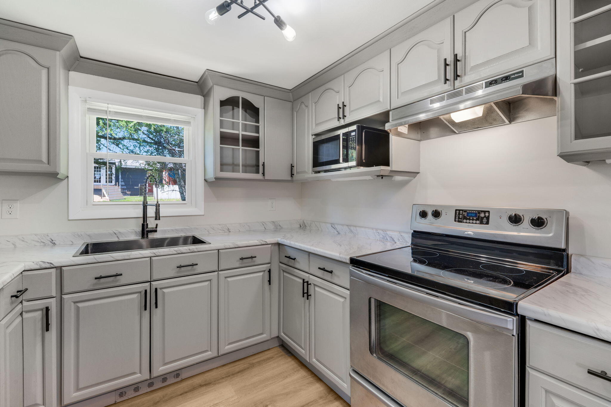 11 Matthew Street Lisbon, ME 04250 - Photo 6 of 43 7-web-or-mls-11-matthew-st