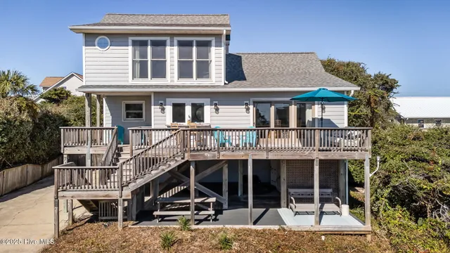 $1,590,000 | 7122 Ocean Drive, Emerald Isle, NC 28594