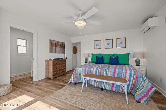 $1,590,000 | 7122 Ocean Drive, Emerald Isle, NC 28594