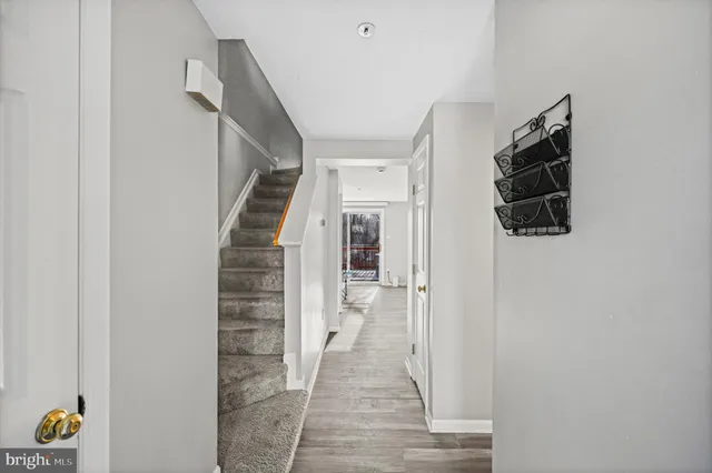 $2,800 | 6076 Laurel Wreath Way, Unit 20, Columbia, MD 21044