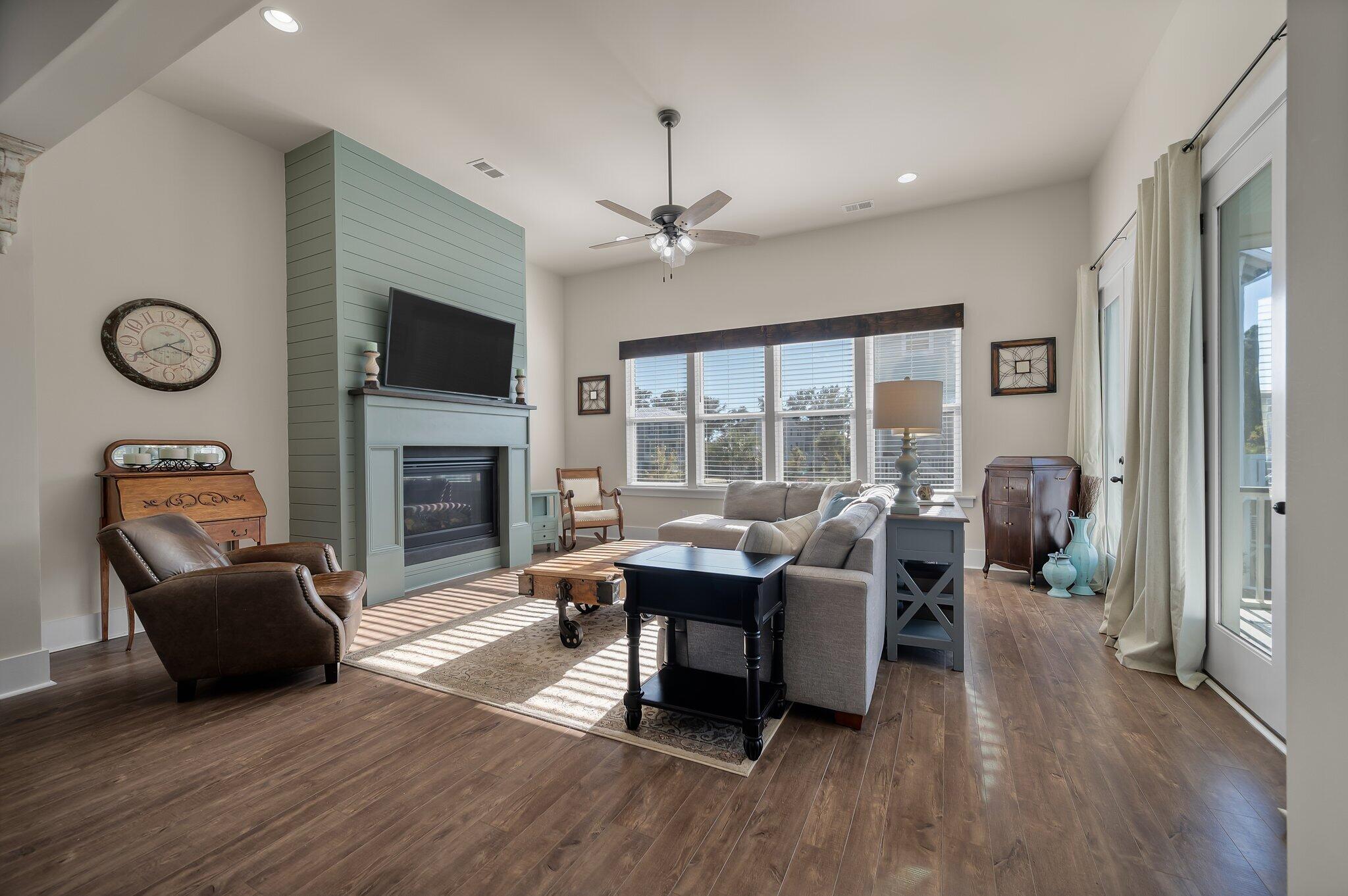 3617 Tidal Flat Circle Mount Pleasant, SC 29466 - Photo 18 of 46 3617 Tidal Flat_iLowcountry_Exposure-39