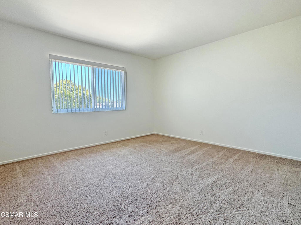 2401 El Portal Way Oxnard, CA 93035 - Photo 23 of 41