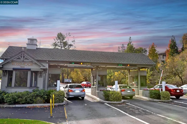 $750,000 | 2209 Ptarmigan Drive, Unit 2, Walnut Creek, CA 94595