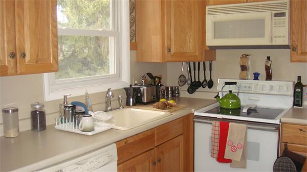 11 Garrity Road Burlington, MA 01803 - Photo 6 of 18 Gallery Image 6