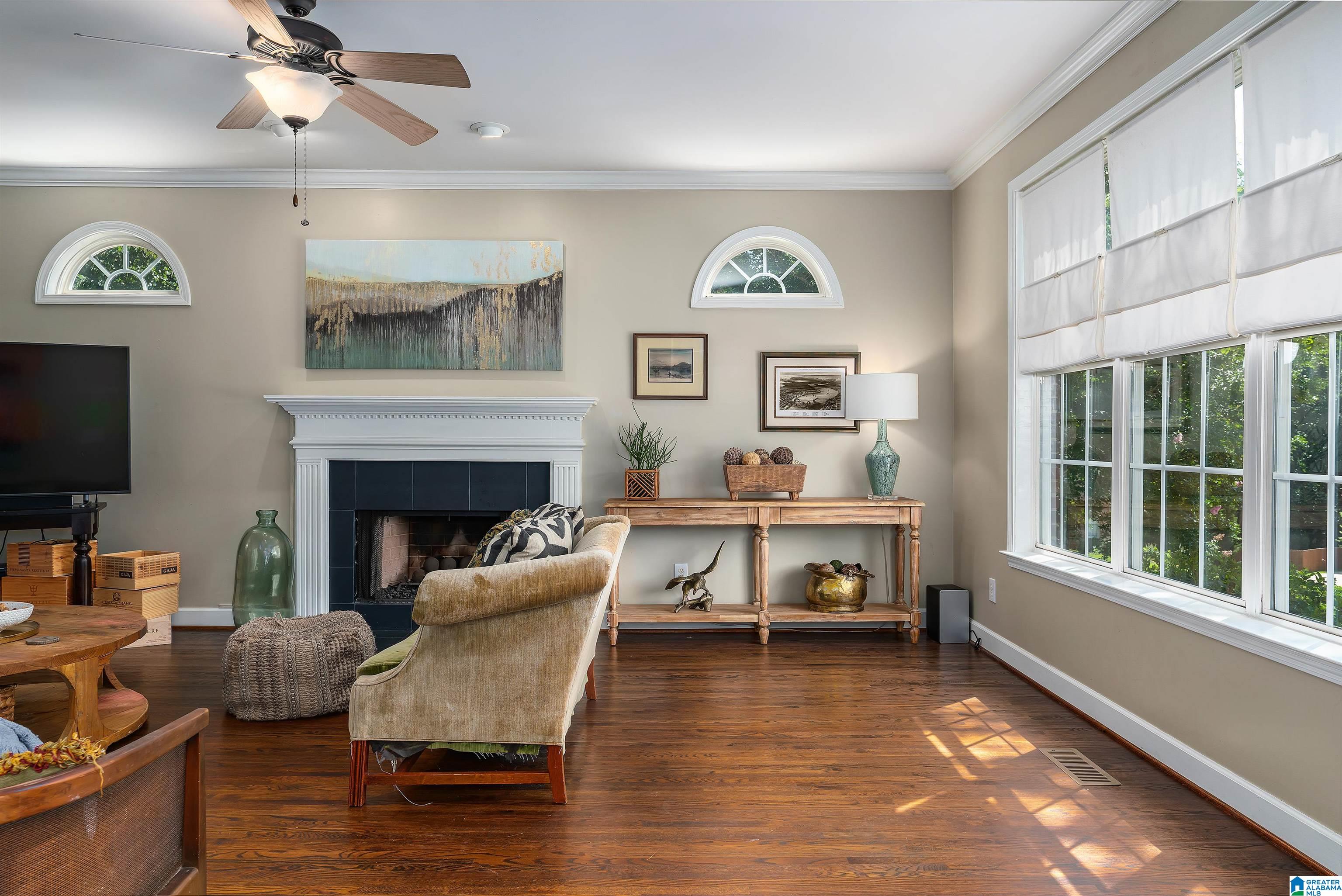 1813 Sandy Ridge Circle Birmingham, AL 35244 - Photo 8 of 36 Gallery Image 8
