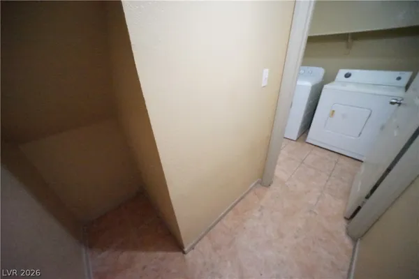 $2,295 | 8036 Sierra Largo Drive, Las Vegas, NV 89128