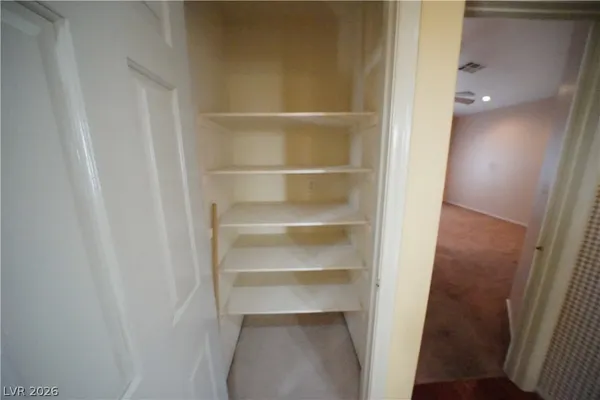 $2,295 | 8036 Sierra Largo Drive, Las Vegas, NV 89128