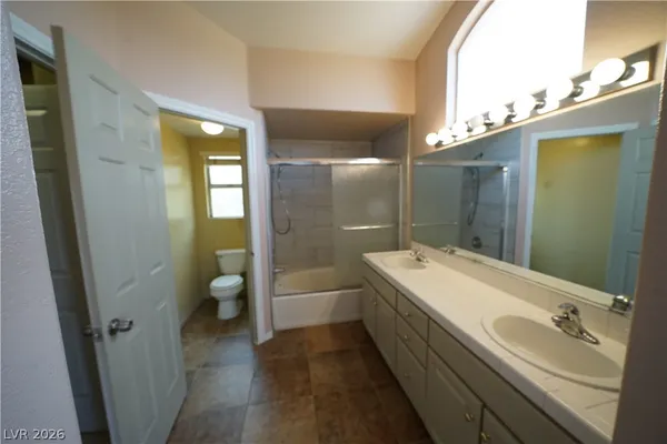 $2,295 | 8036 Sierra Largo Drive, Las Vegas, NV 89128