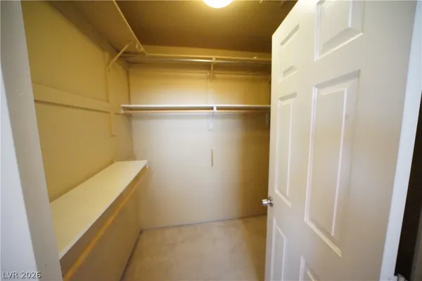 $2,295 | 8036 Sierra Largo Drive, Las Vegas, NV 89128