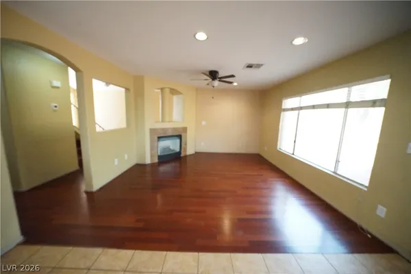 $2,295 | 8036 Sierra Largo Drive, Las Vegas, NV 89128