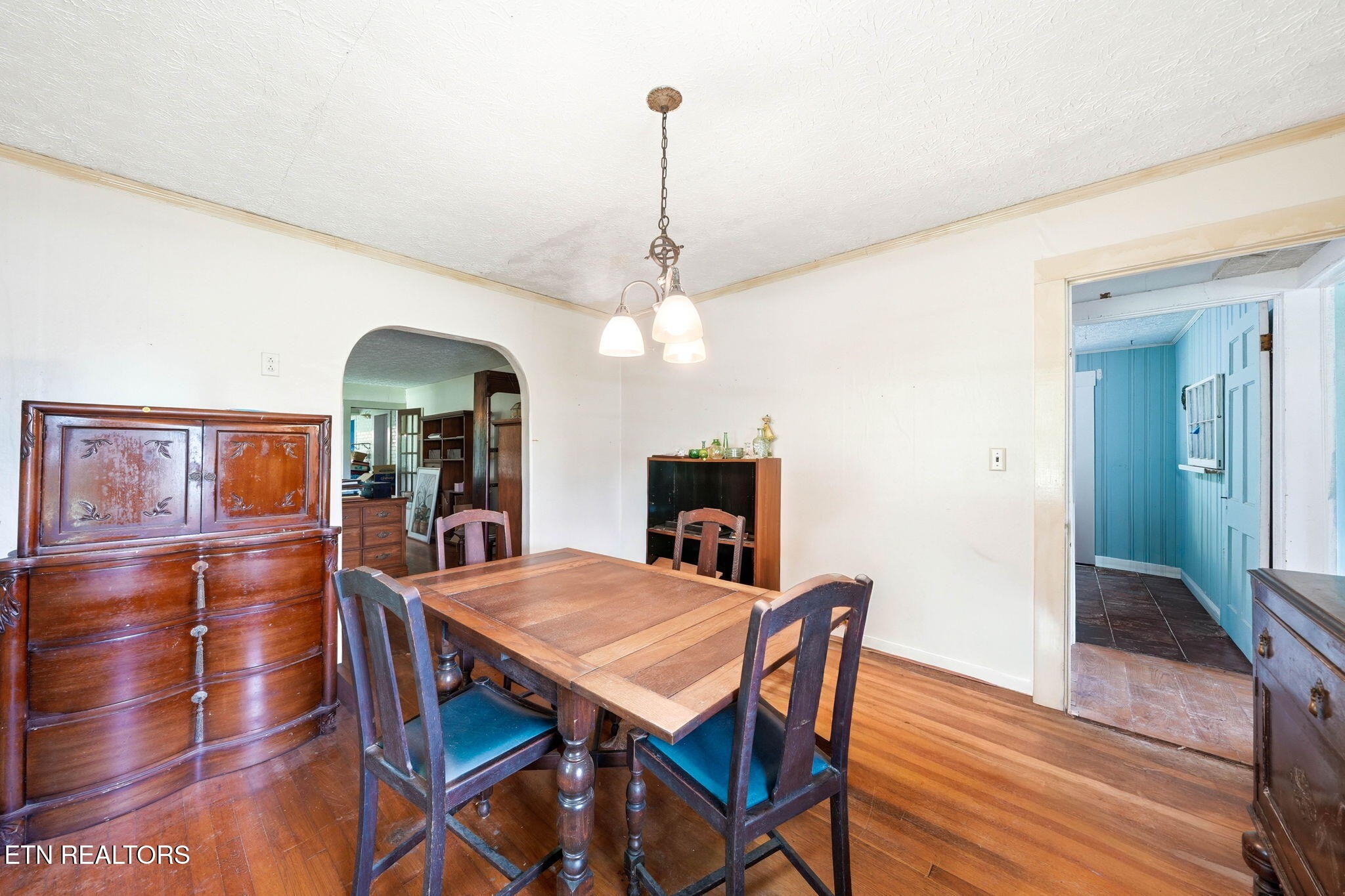 3992 Highway 92 Rutledge, TN 37861 - Photo 11 of 34 a view of a dining room with furniture