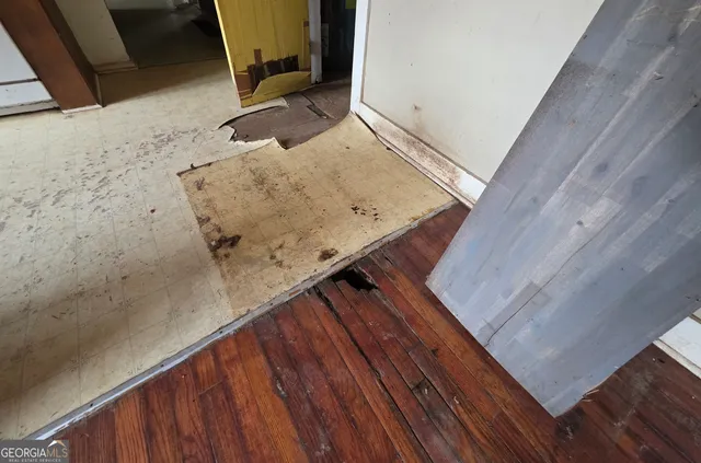 $299,000 | 7367 Crest Highway, Molena, GA 30258