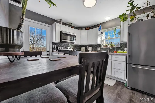 $170,000 | 405 South 5th Street, Festus, MO 63028