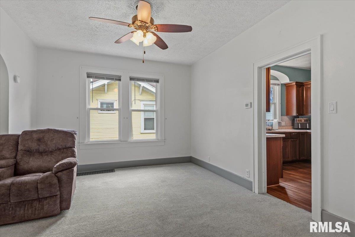 905 South State Street Springfield, IL 62704 - Photo 7 of 27 Gallery Image 7