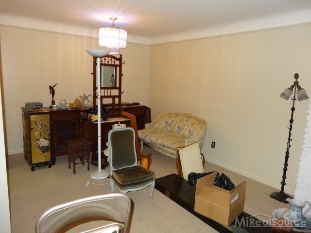 1750 Vernier Road, Unit 19 Grosse Pointe, MI 48236 - Photo 12 of 14 31191469-11.JPG
