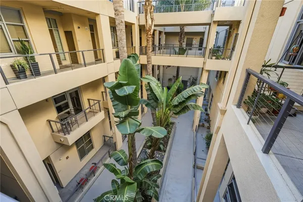 $3,600 | 133 The Promenade North, Unit 103, Long Beach, CA 90802