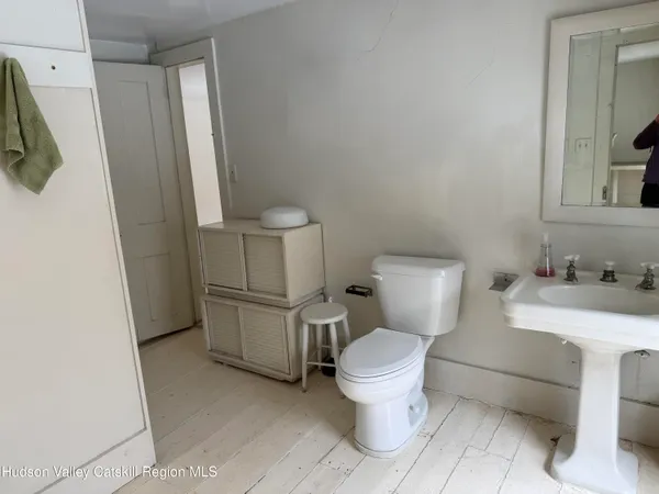 $1,395,000 | 83 Silvernail Road, Chatham, NY 12184