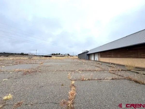 a view of a lake view