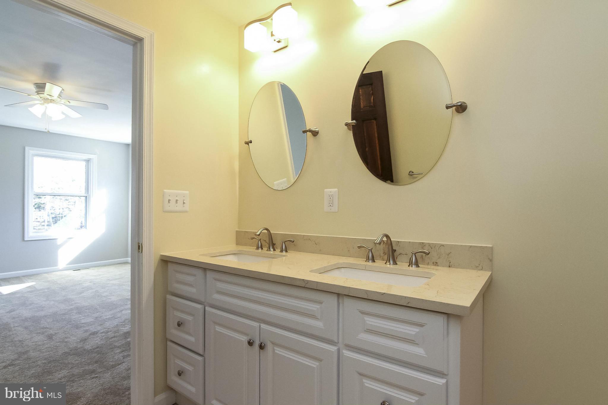 13614 Bethel Road Manassas, VA 20112 - Photo 15 of 30 Bath (Master)