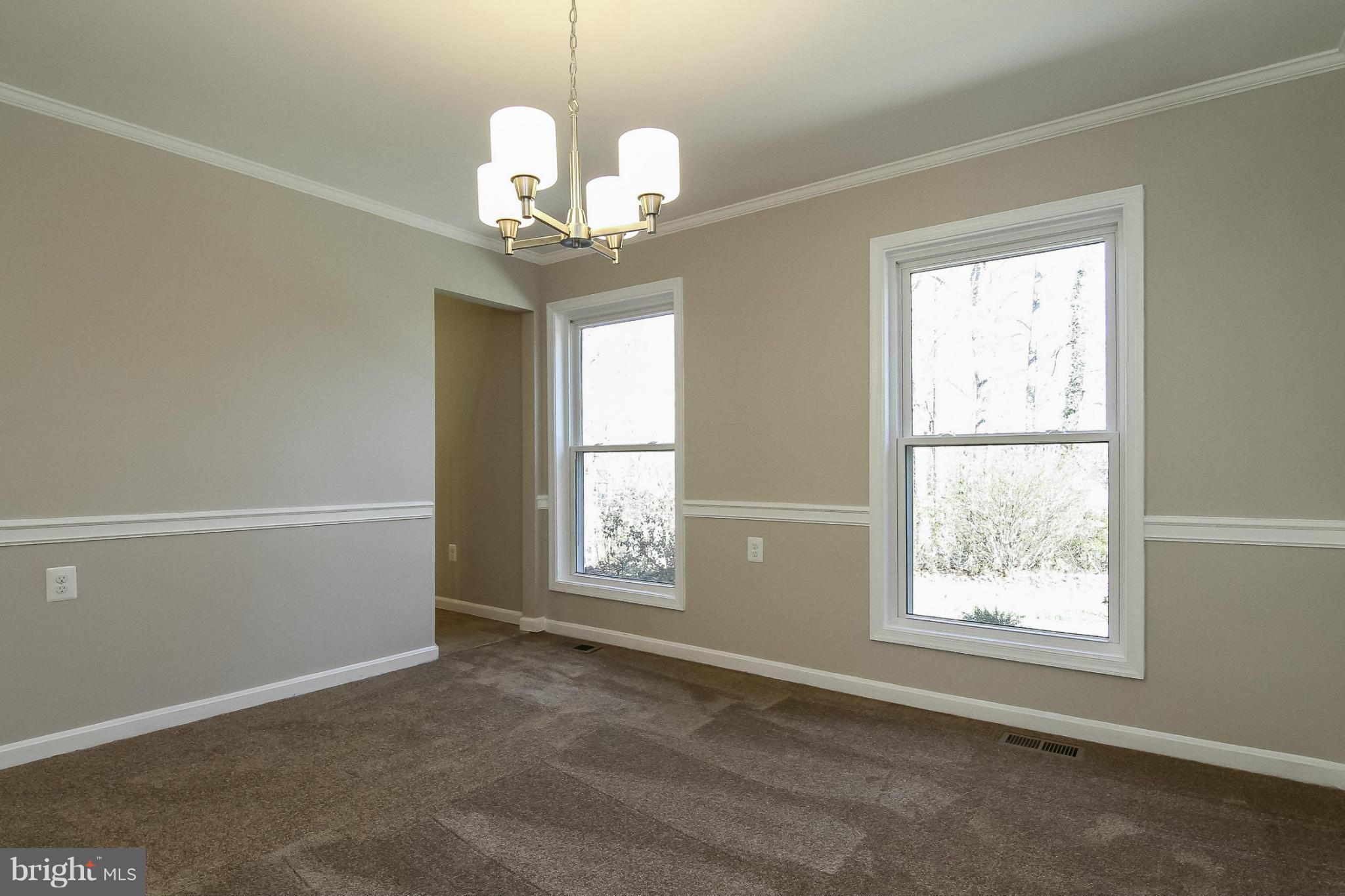 13614 Bethel Road Manassas, VA 20112 - Photo 3 of 30 Dining Room