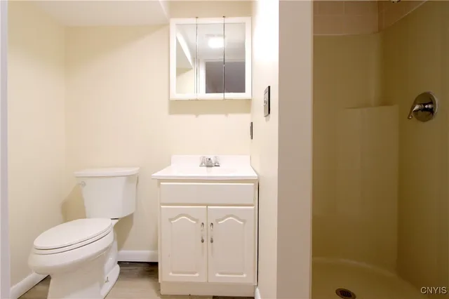 $1,750 | 8394 A Shallowcreek Road, Unit A, Liverpool, NY 13090