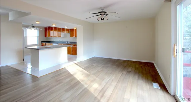 $1,750 | 8394 A Shallowcreek Road, Unit A, Liverpool, NY 13090