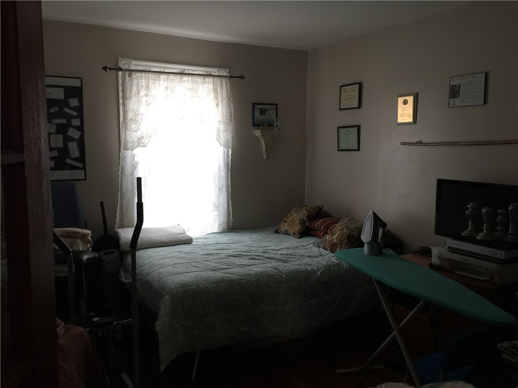 117 Burnside Avenue Woonsocket, RI 02895 - Photo 9 of 13