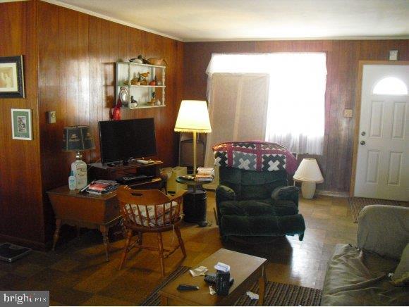 13 Adrian Road Long Beach Township, NJ 08006 - Photo 3 of 10
