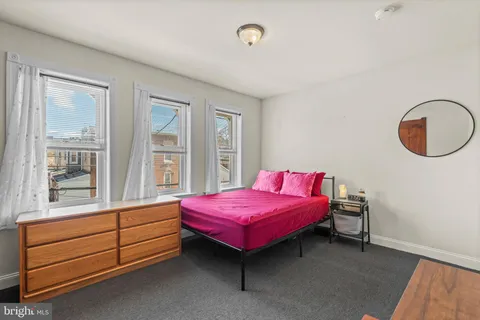 $315,000 | 406 North 42nd Street, Philadelphia, PA 19104