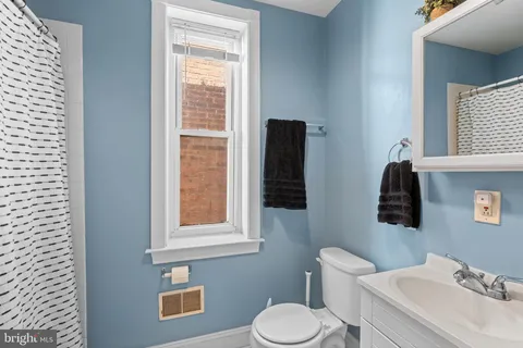 $315,000 | 406 North 42nd Street, Philadelphia, PA 19104