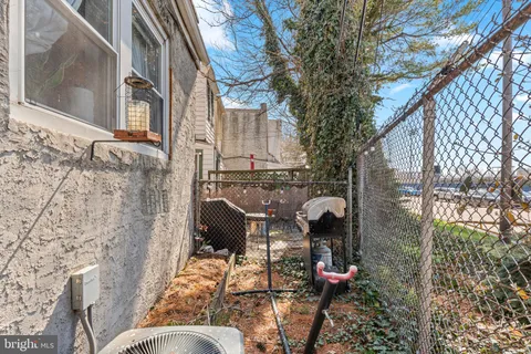 $315,000 | 406 North 42nd Street, Philadelphia, PA 19104