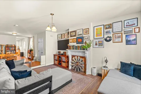 $315,000 | 406 North 42nd Street, Philadelphia, PA 19104
