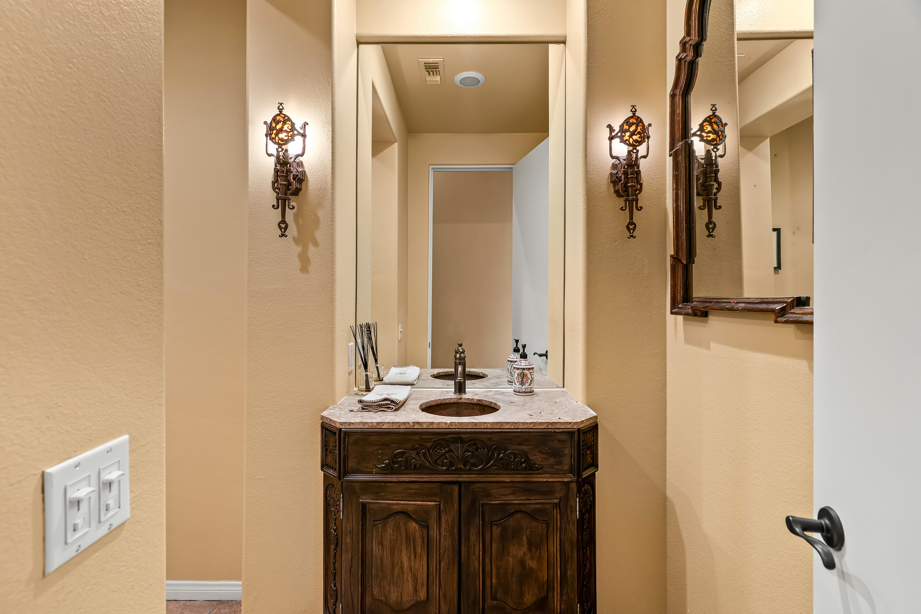 272 Loch Lomond Road Rancho Mirage, CA 92270 - Photo 34 of 67 IMG-27