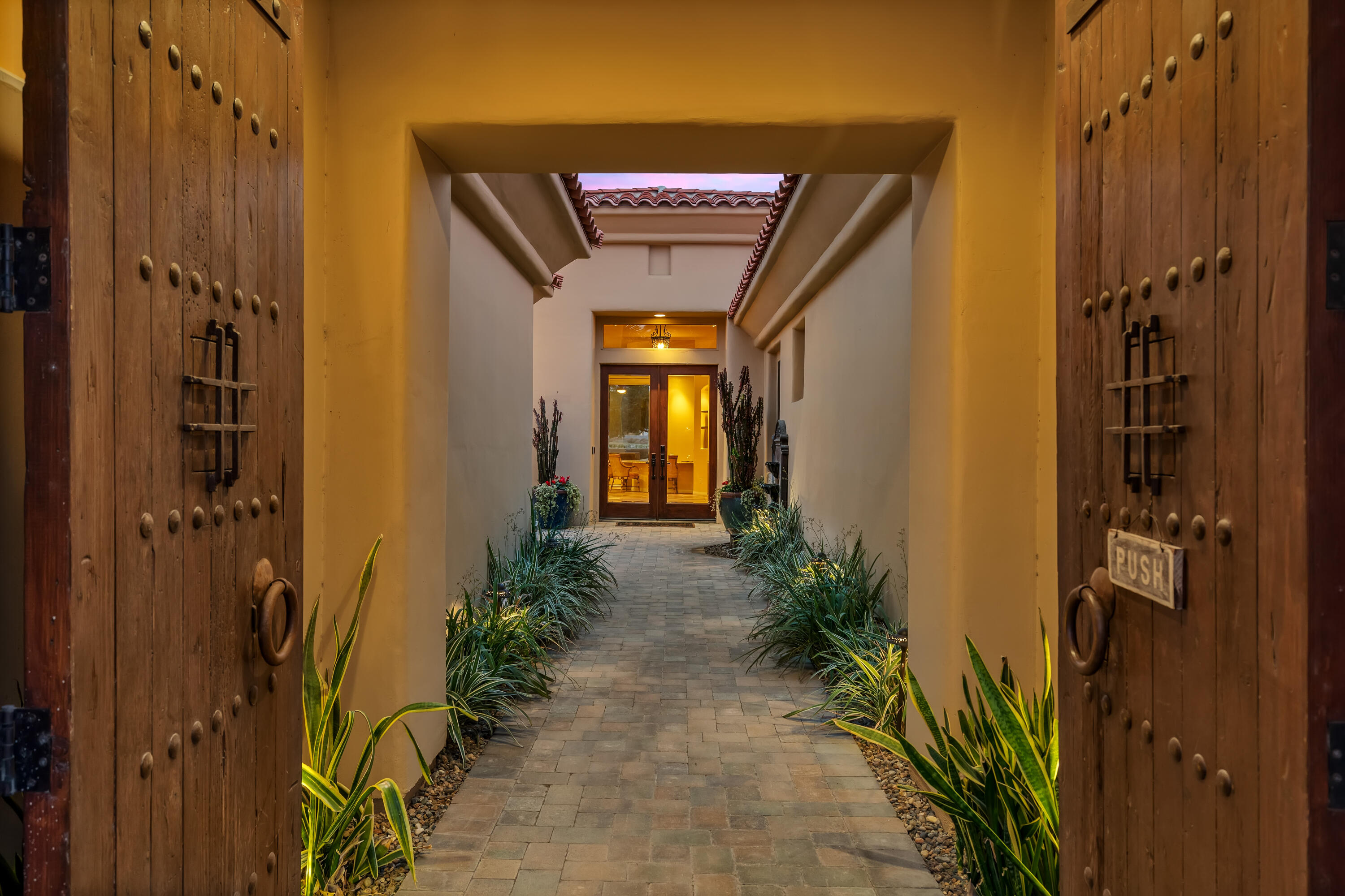272 Loch Lomond Road Rancho Mirage, CA 92270 - Photo 5 of 67 IMG-4A