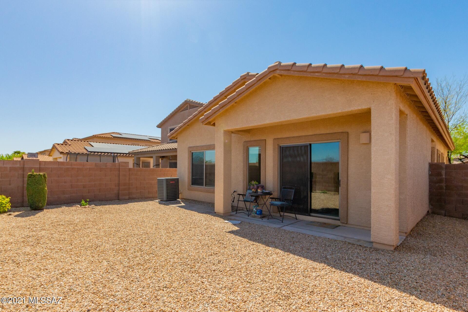 7623 East Fair Meadows Loop Tucson, AZ 85756 - Photo 4 of 40