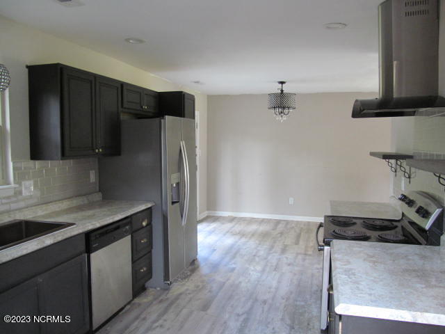 3001 Country Club Road Jacksonville, NC 28546 - Photo 3 of 19 Kitchen View 2