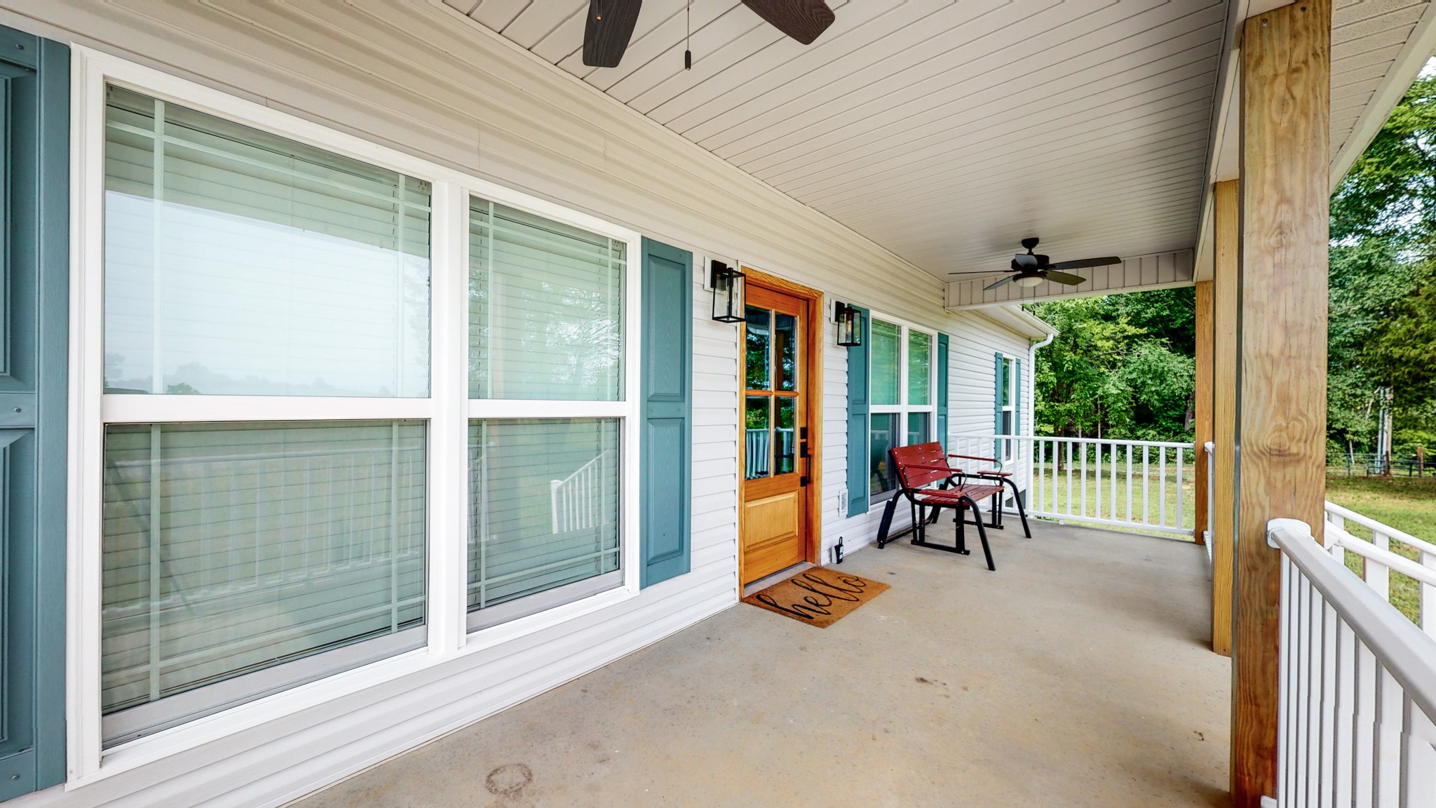 142 Philpot Road Ardmore, TN 38449 - Photo 10 of 51 a view of a room with wooden floor and outdoor space