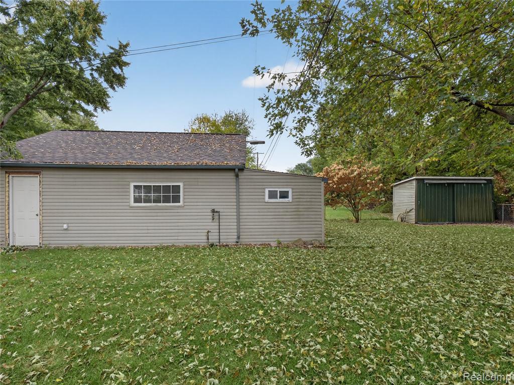 43801 Burtrig Road Belleville, MI 48111 - Photo 35 of 46 Gallery Image 35