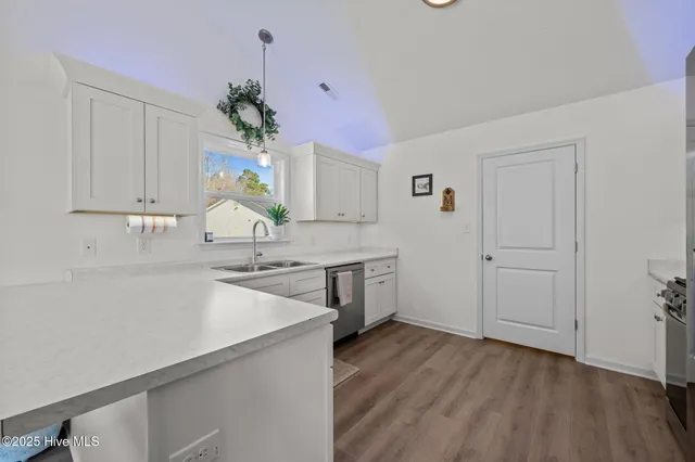 $315,000 | 133 Buckskin Drive, Pollocksville, NC 28573