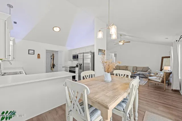 $315,000 | 133 Buckskin Drive, Pollocksville, NC 28573