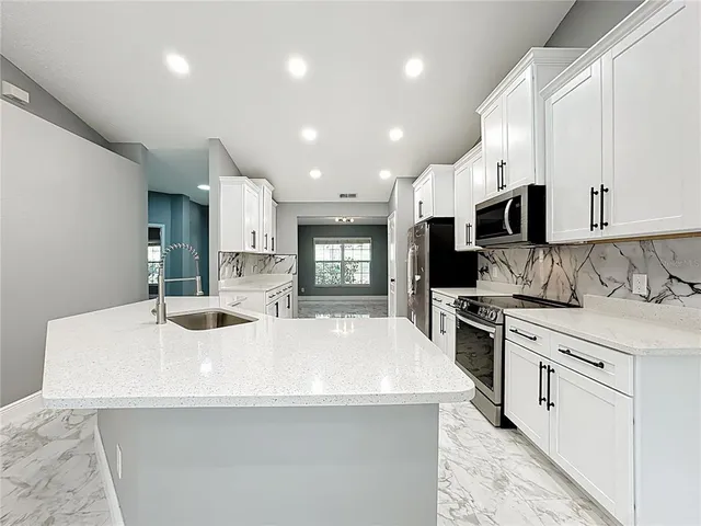 $550,000 | 697 Winding Lake Drive, Clermont, FL 34711