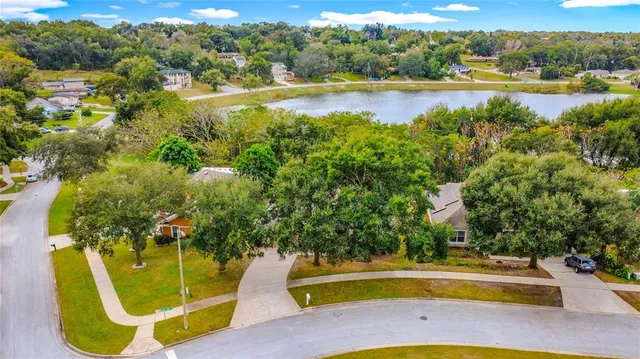 $550,000 | 697 Winding Lake Drive, Clermont, FL 34711