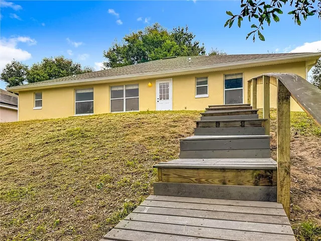 $550,000 | 697 Winding Lake Drive, Clermont, FL 34711