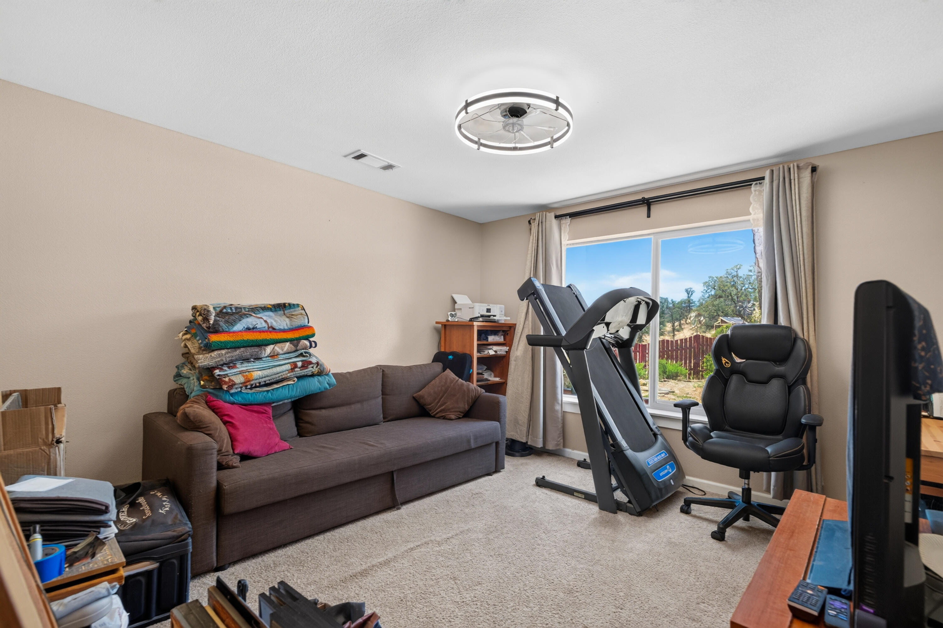 3463 Fiddlers Road Igo, CA 96047 - Photo 20 of 32 Bedroom 3