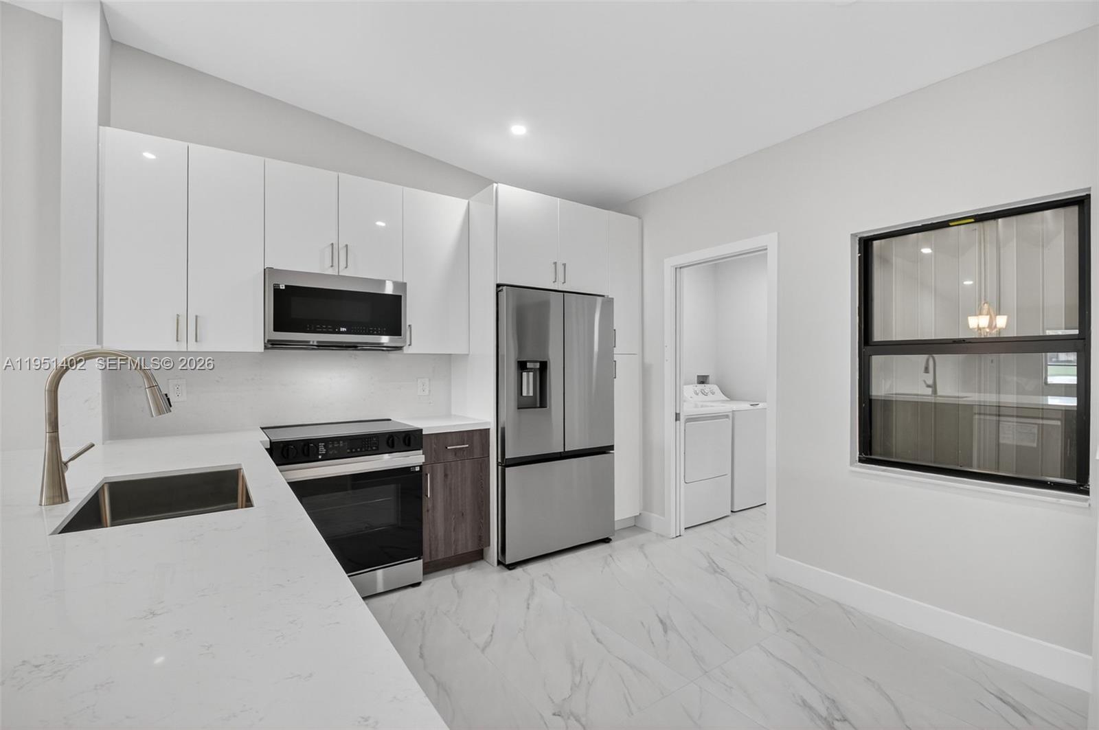 8127 Songbird Terrace Boca Raton, FL 33496 - Photo 15 of 65