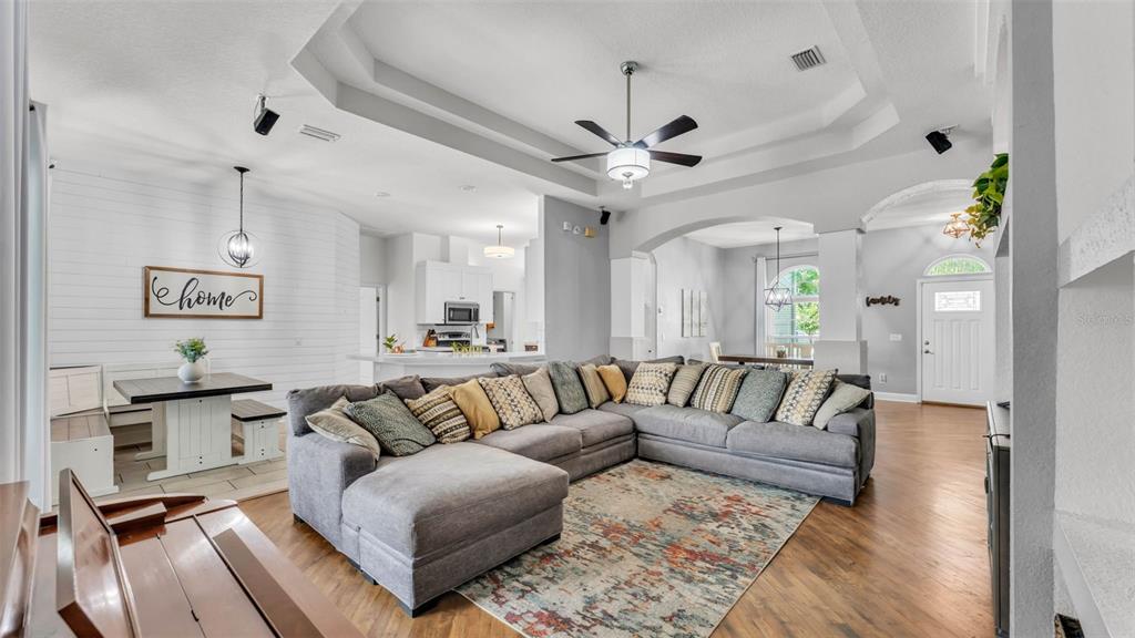 3911 Smoke Rise Court Valrico, FL 33594 - Photo 16 of 62