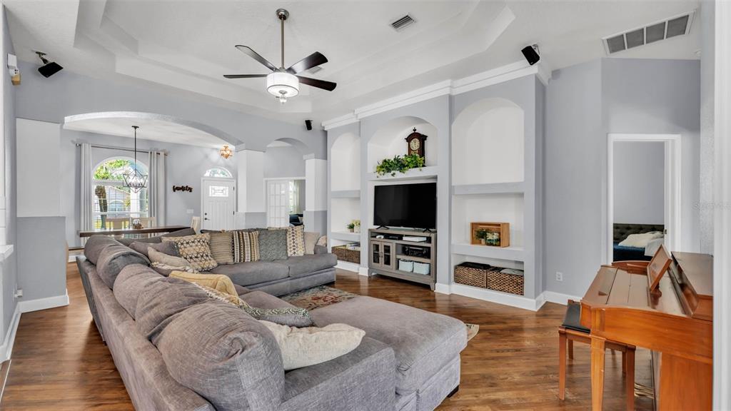 3911 Smoke Rise Court Valrico, FL 33594 - Photo 17 of 62