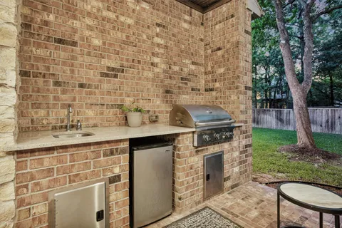 $874,900 | 123 Del Monte Pines Drive, Montgomery, TX 77316